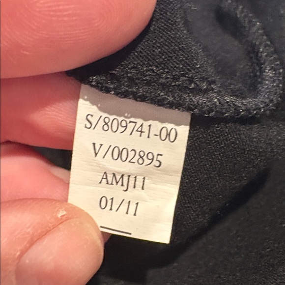 Old Navy - Knee Length skirt. Size Large TALL. Black. - Picture 9 of 12